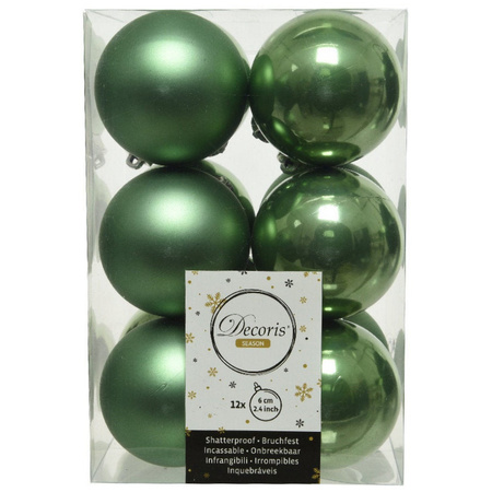 Kerstversiering kunststof kerstballen salie groen 6-8-10 cm pakket van 50x stuks