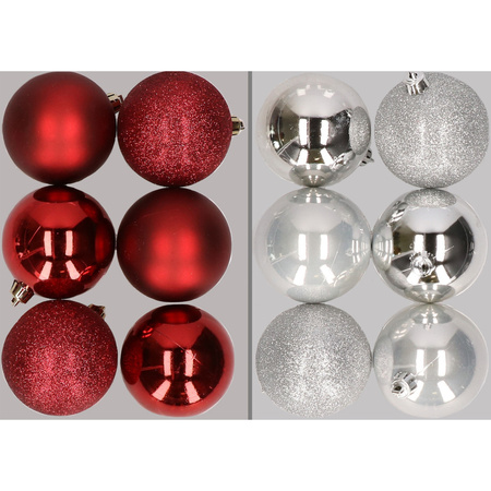 12x stuks kunststof kerstballen mix van donkerrood en zilver 8 cm