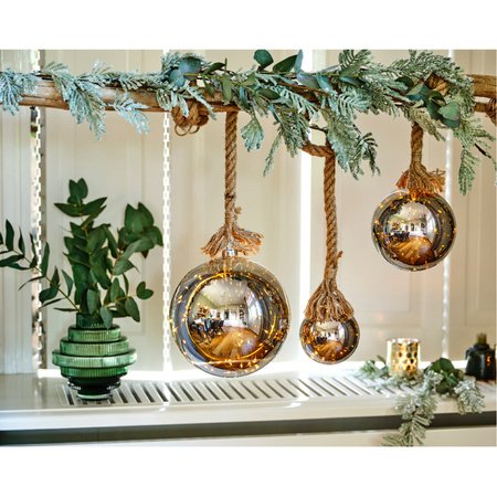 1x stuks verlichte glazen kerstballen aan touw met 40 lampjes zilver/warm wit 20 cm