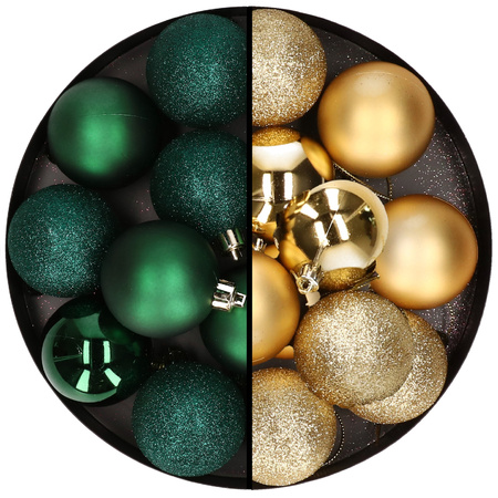 24x stuks kunststof kerstballen mix van donkergroen en goud 6 cm
