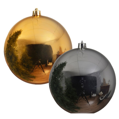 2x stuks grote kerstballen van 20 cm glans van kunststof goud en zilver