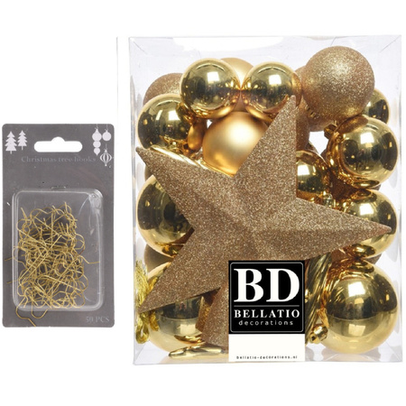 33x stuks kunststof kerstballen 5, 6 en 8 cm goud inclusief ster piek en kerstbalhaakjes