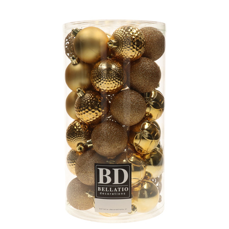37x stuks kunststof kerstballen 6 cm inclusief kralenslinger goud