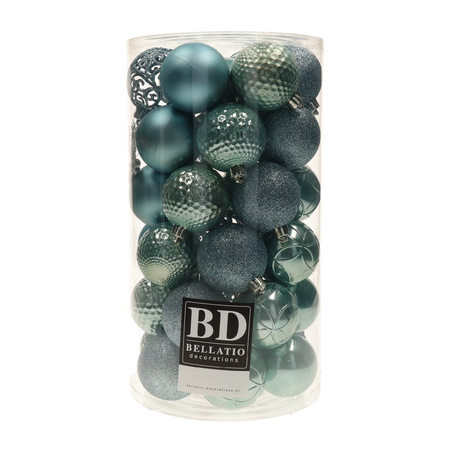 74x stuks kunststof kerstballen mix van ijsblauw en lichtroze 6 cm