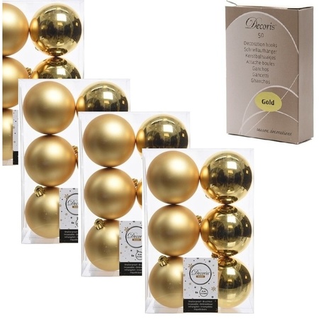 48x Gouden kerstballen 8 cm kunststof inclusief kerstbalhaakjes