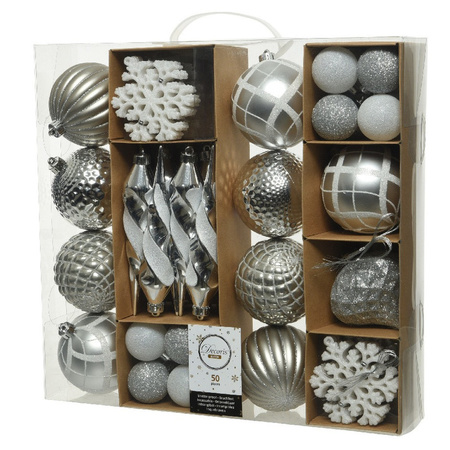 50x Zilveren kerstballen en figuren 4-8-15 cm kunststof mix incl. ophanghaakjes