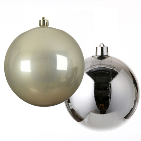 Large plastic christmas baubles - 2x pcs - champagne and silver - 20 cm