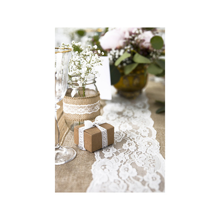 Burlap table runners 28 x 275 cm with white lace