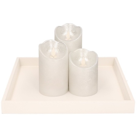 Candle charger plate/platter wood with 3x LED candles silver
