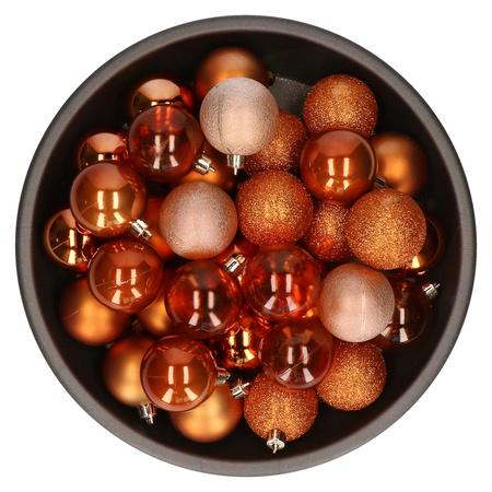 Kerstballen - 48x stuks - kaneel bruin - 6 cm -kunststof -in opbergtas