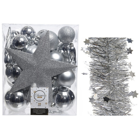 Kerstversiering kerstballen 5-6-8 cm met ster piek en sterren slingers pakket zilver van 35x stuks