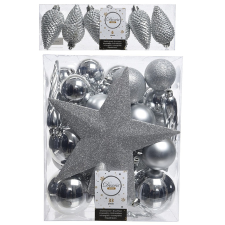 Kerstversiering kunststof kerstballen met piek zilver 5-6-8 cm pakket van 39x stuks