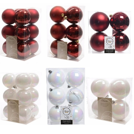 Kerstversiering kunststof kerstballen mix parelmoer wit/donkerrood 6-8-10 cm pakket van 44x stuks