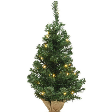 Volle mini kerstboom groen in jute zak met verlichting 60 cm en taupe pot